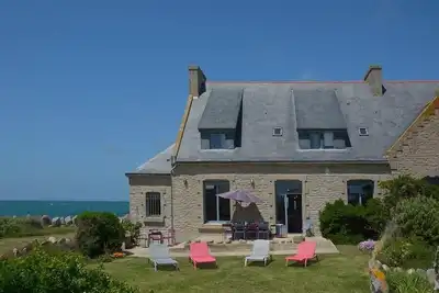 Image de Manoir Pieds dans l'eau, Vue panoramique, Accès direct mer, Plage sable à 100m