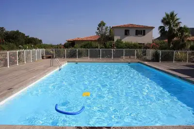 Image de Pinarello Appt standing 6\/8 pers, vue mer, plage 500 m et découverte vins corse