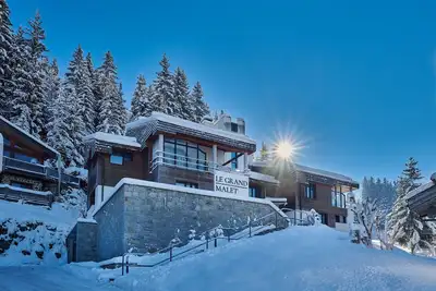 Image de Appartement de standing skis aux pieds, 8 pers, cheminée aux Carroz d'Arâches