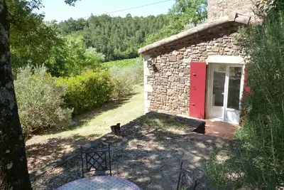 Image de Sud Adèche à Vinezac Gîte au coeur d'une oliveraie