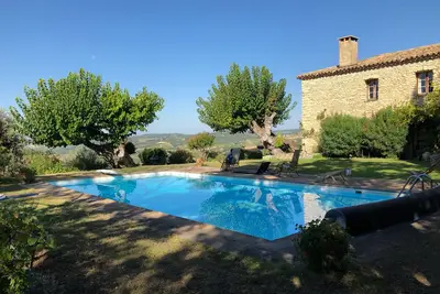 Image de Mas provencal de charme avec vue magnifique