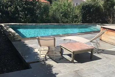 Image de Superbe Villa Au Calme  avec piscine privée chauffée à 2 km de la mer! ! !