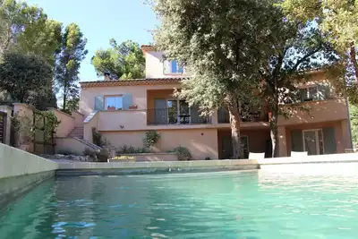Image de Villa + piscine calme absolu à Châteauneuf de Gadagne Vaucluse