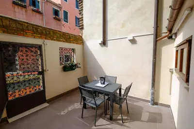 Cour privee au bord d'un canal, quartier encore venitien, Nespresso/Wifi rapide