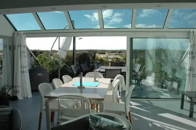 Image de Appartement Bord De Mer, Rare : Direct Plage, Les Pieds Dans L'Eau!