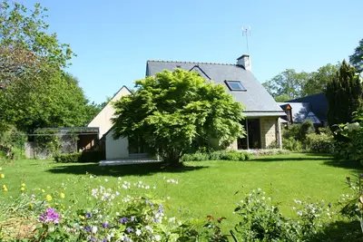 Image de \"Kerveltrec\" :  Maison de charme à Beg-Meil à 300 mètres de la plage et du Gr 34