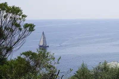 Image de logement neuf Cap Corse 2mn à pied plage vue mer
