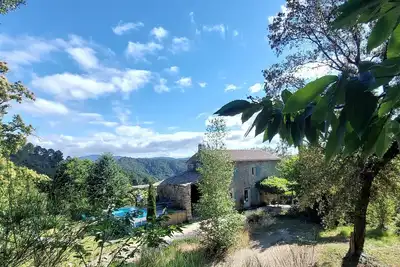 Image de Gite des Baragnas au cœur de la nature cévenole, internet piscine climatisé