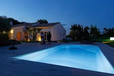 Image de Villa CLIMATISÉE Avec Jacuzzi  Et Piscine  4000 M2 De Jardin Sans Vis A Vis