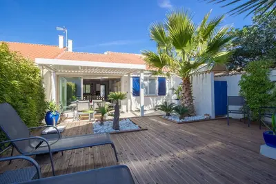 Image de Idéal vacances famille! Maison-Pergola bioclimatique-jardin\/terrasse exotique