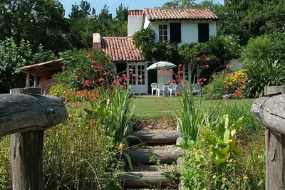 Image de Maison A La Campagne A Ascain A 5 Kms Des Plages De St Jean De Luz
