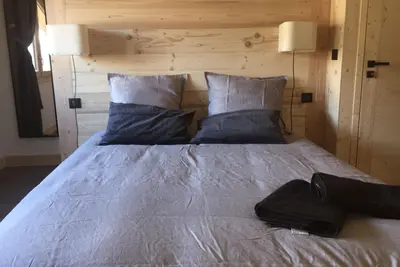 Image de Chalet Privé Moderne \"Cristal Dark\"