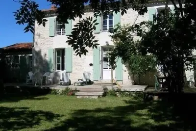 Image de Maison de caractère au coeur du marais poitevin agréable à vivre