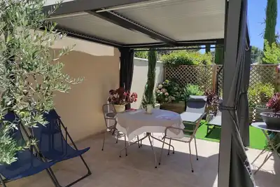 Image de le gardénia gîte au cœur de la Provence proche Avignon, le Luberon, mont Ventoux