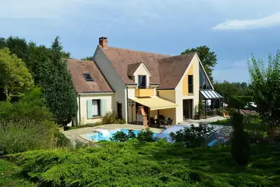 Image de Belle demeure au coeur des alpes mancelles, piscine, sauna et 4 chambres