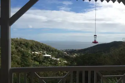 Image de Belle villa T3 au calme avec superbe vue - Piscine