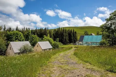 Image de Gîtes à 1200 m, au cœur de la nature, salle de jeux