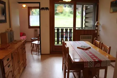 Image de Charmant duplex proche pistes avec Wifi et garage