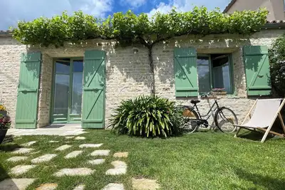 Image de Maison Vacances/2 Chambres/La Rochelle à15 mn/Jardin clos/Wifi/Chèques vacances