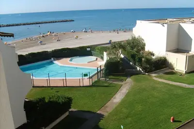 Image de Appartement de standing direct plage et piscine