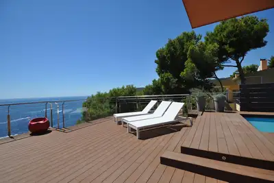 Image de Duplex Sur Mer Avec Piscine \/ Penthouse On The Sea With Swimming Pool - Wifi