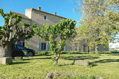 Image de Offre dernière minute! Superbe mas authentique avec piscine sur grand terrain