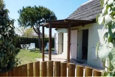 Image de Mas de Pêcheur Pergola jardin piscine jacuzzi sauna hammam