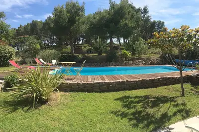 Image de Villa avec piscine 5000m2 au calme, sans vis Ă vis.