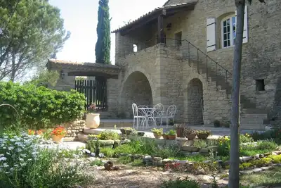 Image de Gîte indépendant à Vacqueyras -- Independent cottage in Vacqueyras
