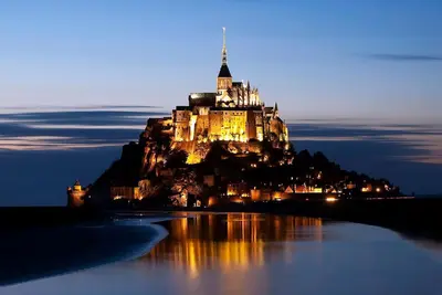 Image de Maison familiale sur grand terrain, accès direct baie du mont st michel.