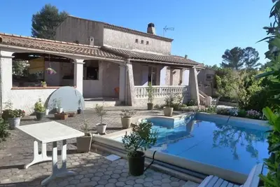 Image de maison familliale au calme proche mer