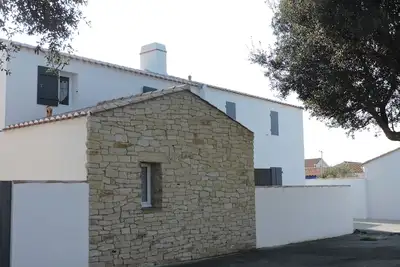 Image de Au Vieil, maison avec balnéo, sauna, vélos à 200m de la plage et commerces