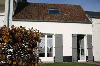 Image de 'Les Lirots': Charmante Maison Face au Port