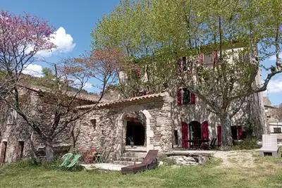 Image de Mas de 230 m² face à la forêt des Cévennes