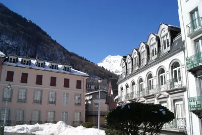 Image de Très grand appartement 8-12 personnes plein centre de Cauterets