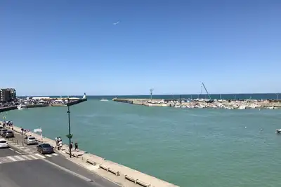 Image de Appartement avec terrasse pour 2 avec une magnifique vue sur le port du Tréport