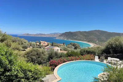 Image de Villa Avec Vue Superbe Sur La Plage \n  Piscine Privee Eclairee, Tout Confort