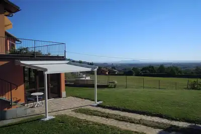 Image de Gîte sur la colline, à vivre en toute saison, avec piscine pendant l'été