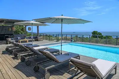 Image de Pinarello, Vue mer, accès Plage à pied, Piscine chauffée
