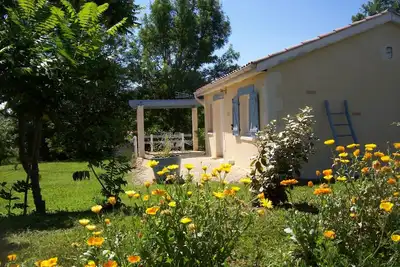 Image de Gîtes de la Prairie calme de la campagne Gersoise