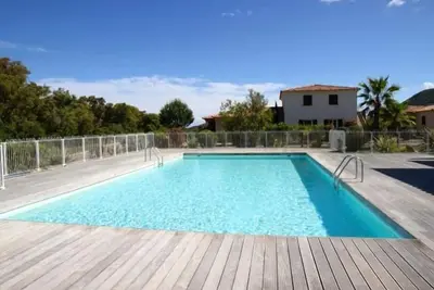 Image de Appartement de Standing, Jardin et Terrasse, Piscine, Plage à 500m