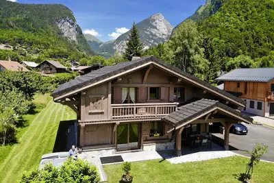 Image de chalet les mélèses 4 *