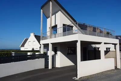 Image de Maison individuelle avec vue sur mer Ă 2 pas de la plage du Royau