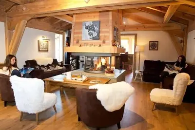 Image de A beautiful chalet for 14 people located in the city center of Praz-sur-Arly