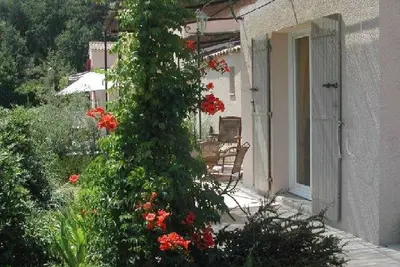 Image de Villa climatisée avec piscine vue sur le mont Ventoux