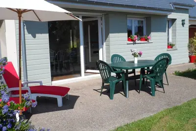 Image de Gîte sur la côte Normande, nos amis les chiens sont les bienvenus.