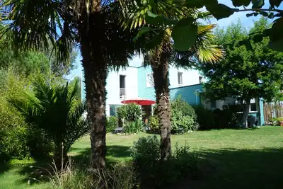 Image de Fouesnant  Maison Lumineuse Dans Grand Jardin Proche Mer Jeux Ext. Et Int.