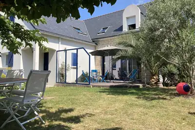 Image de St Pierre Quiberon, coté baie, maison récente 7 pièces à 300m à pied plage.