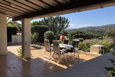 Image de Joli Mazet A Ste Maxime 3 Pieces Grande Terrasse Piscine Tennis