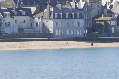 Image de Appart front de mer à St Malo, vue sur la plage, 6 pers, Wifi